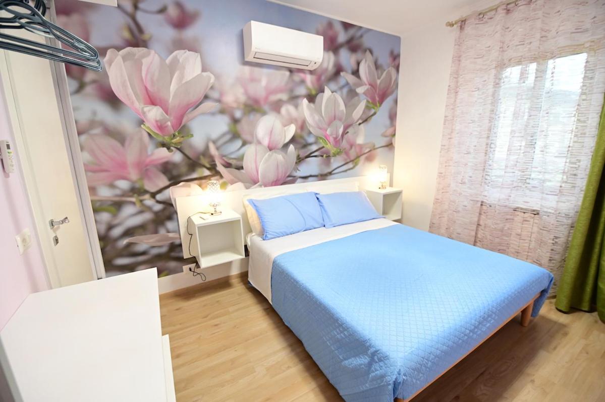 Bed and Breakfast La Casa Di Odessa Арчевиа Экстерьер фото